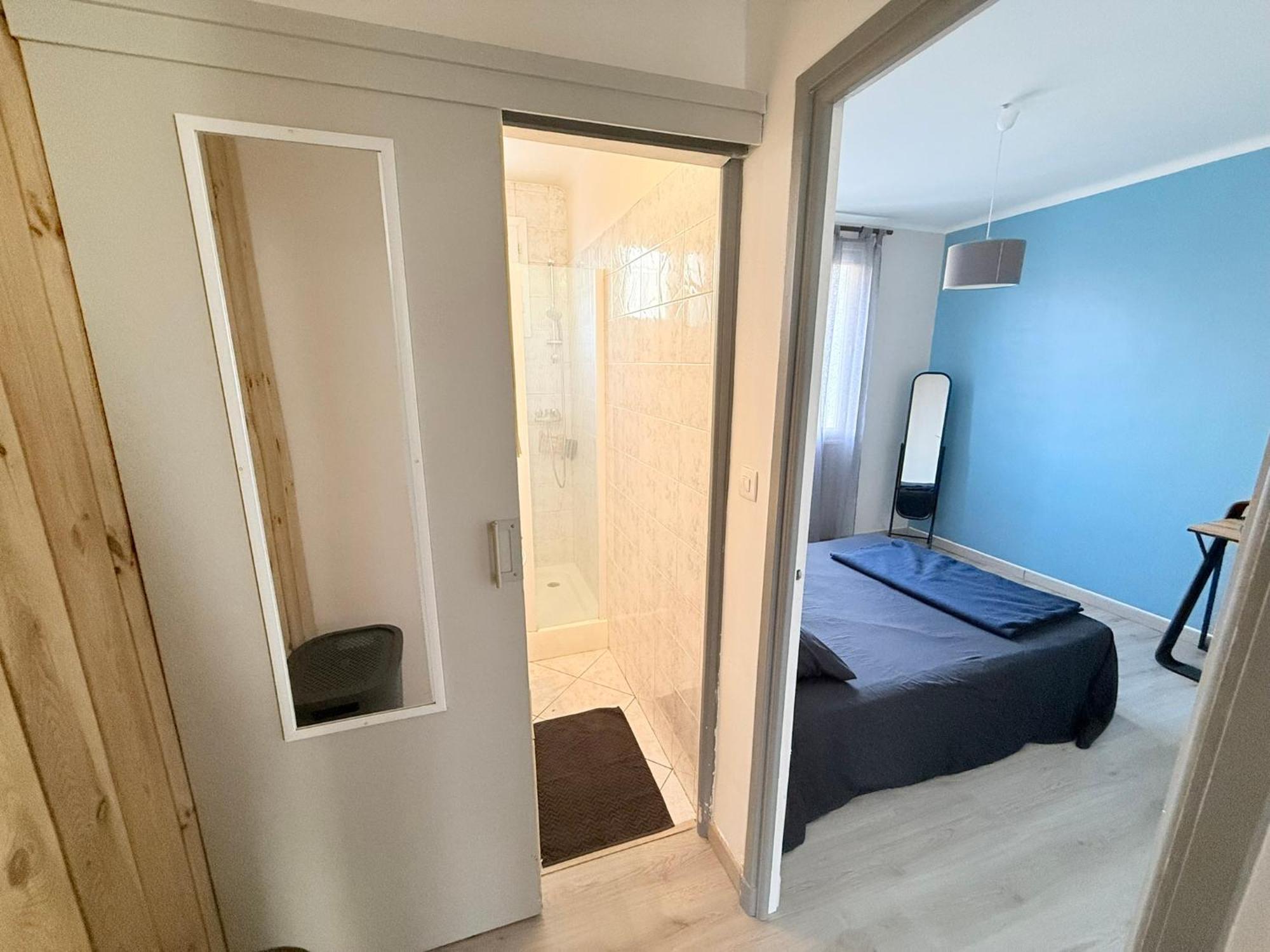 Les Arenes De Nimes - Centre Ville 10 Min Gare -Parking- 2 Chambres Exterior foto