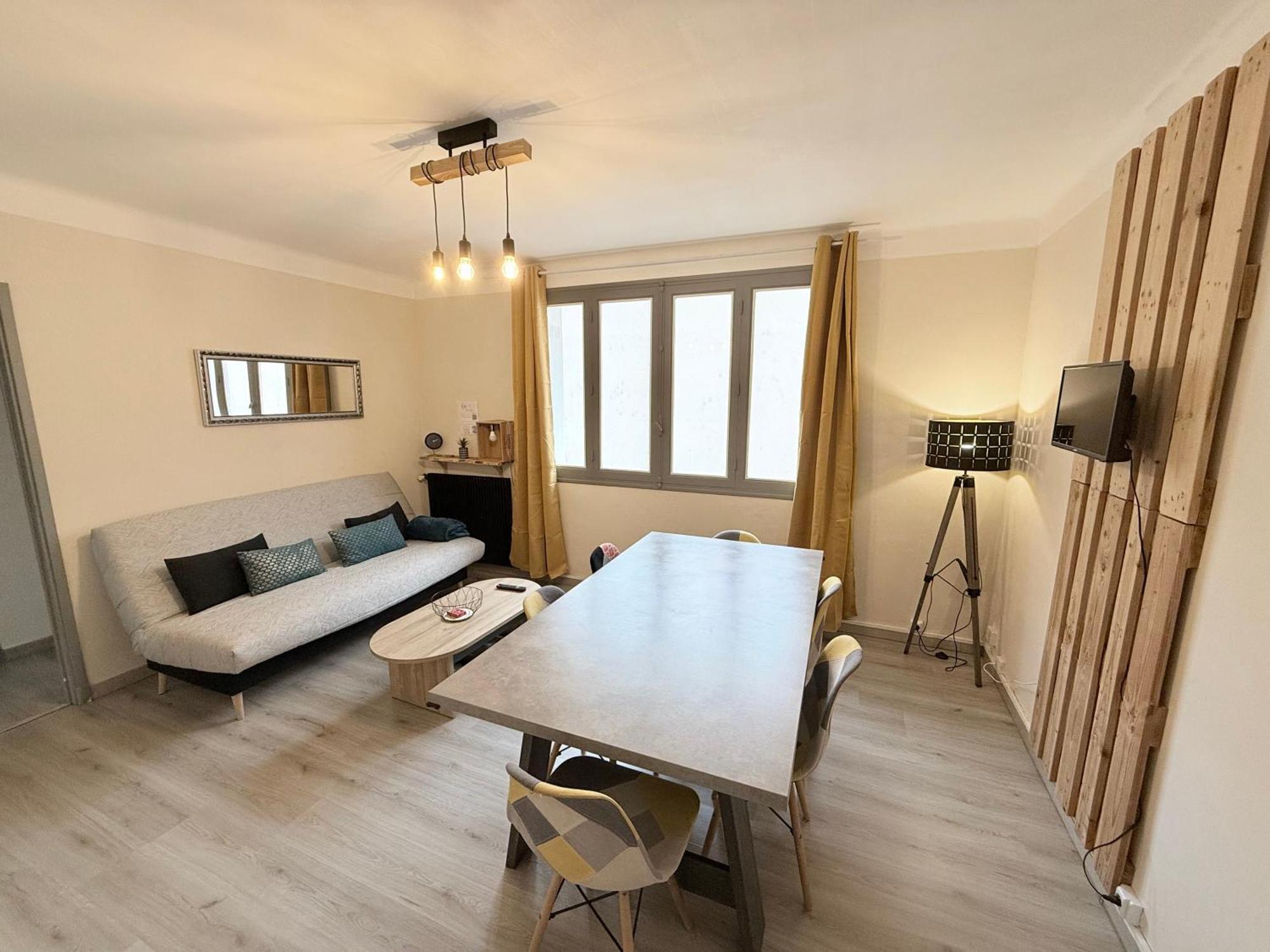 Les Arenes De Nimes - Centre Ville 10 Min Gare -Parking- 2 Chambres Exterior foto